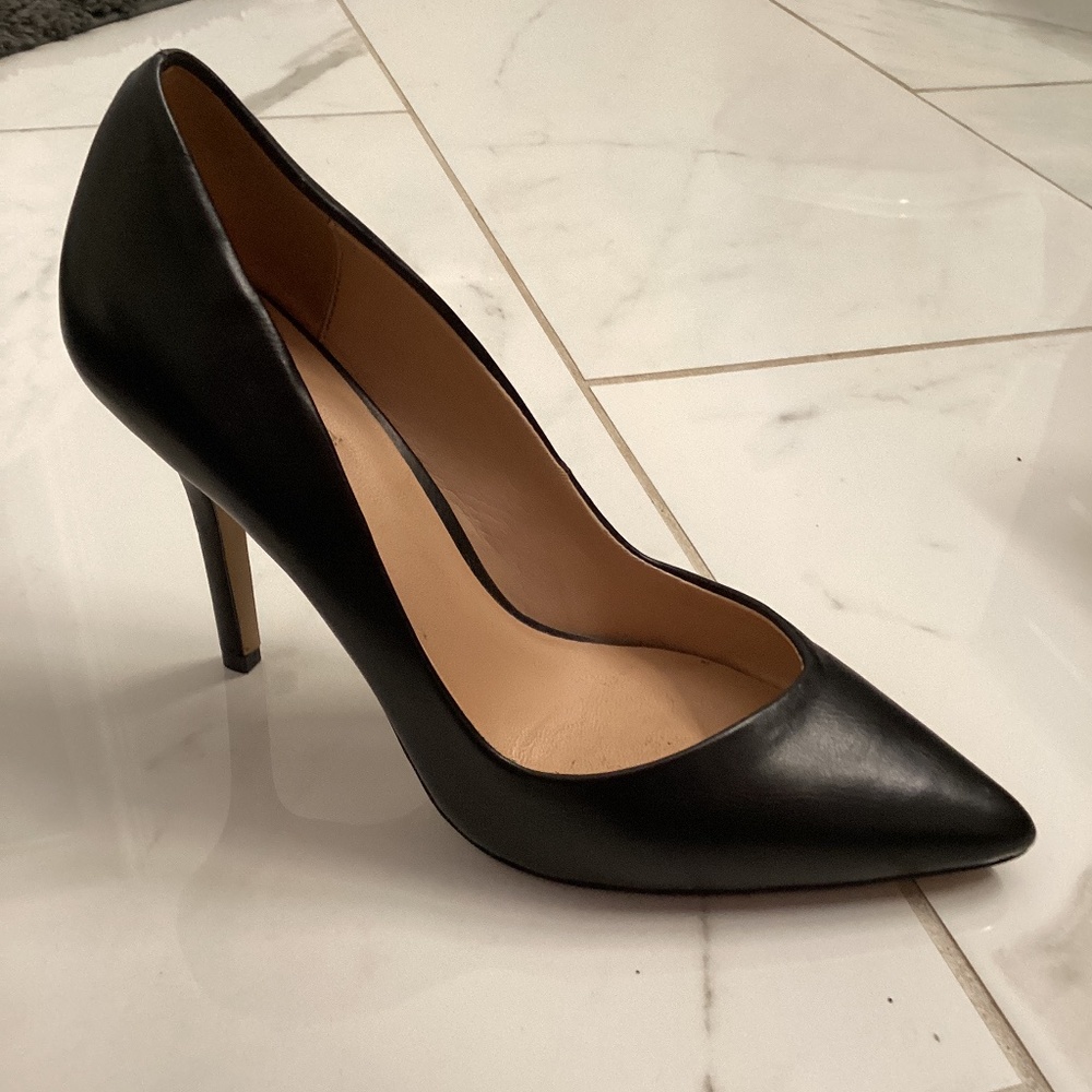 Aldo black heels.